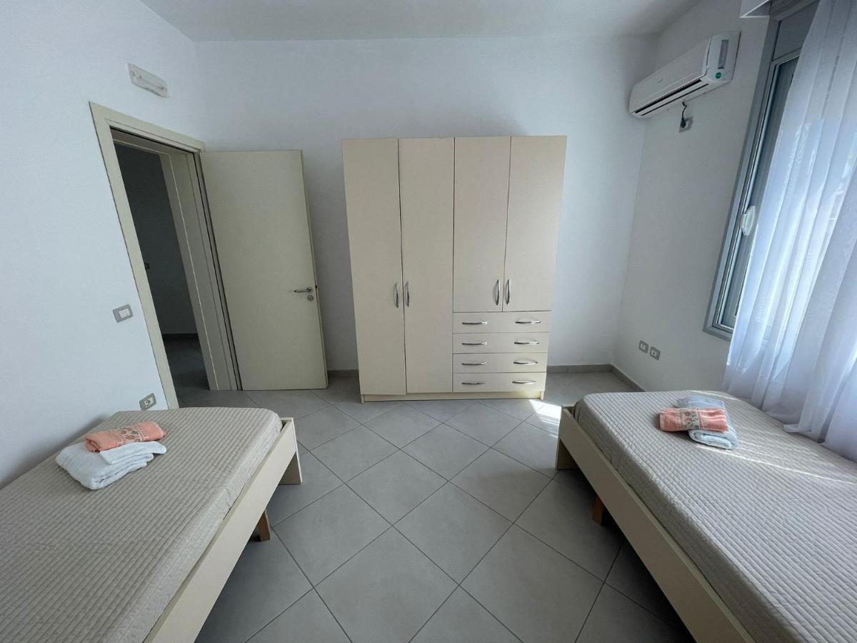 Orikum Apartments Eksteriør bilde