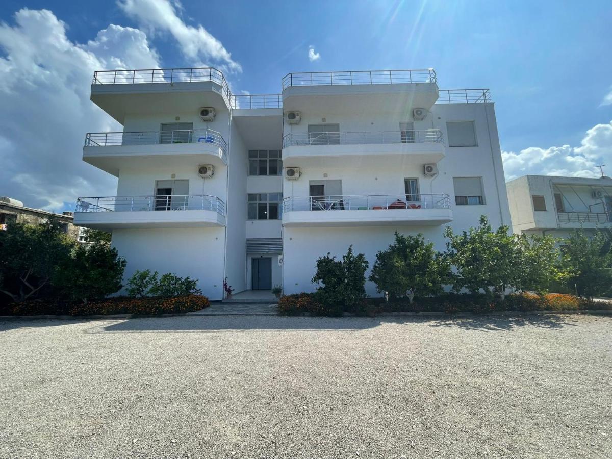 Orikum Apartments Eksteriør bilde